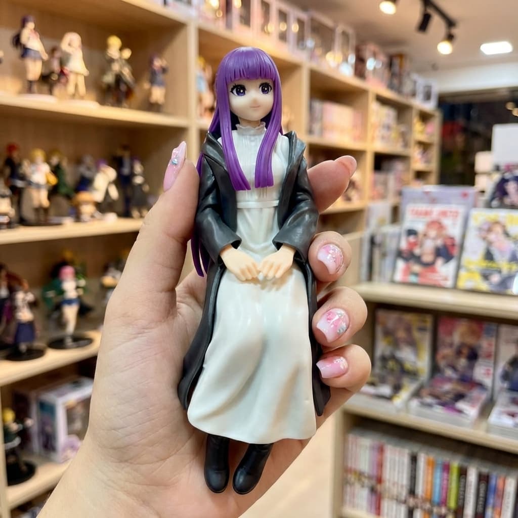 Figura Fern Sentada (Frieren) | PVC | 13 cm - Vista 3